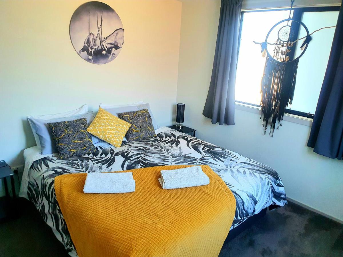 Villa Hawea Heaven: Superking Beds + Hot Tub + Mountain Wanaka Exterior foto