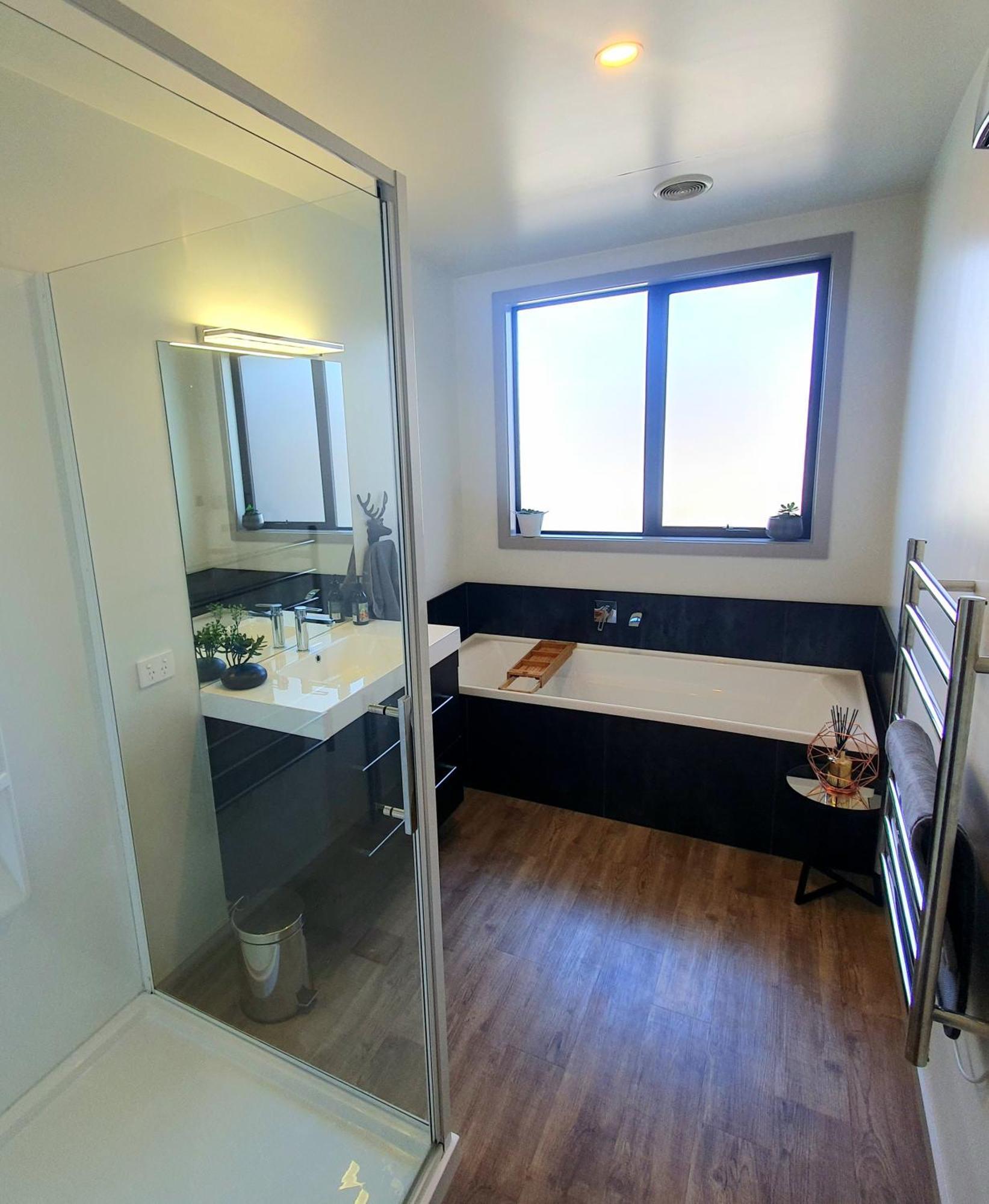 Villa Hawea Heaven: Superking Beds + Hot Tub + Mountain Wanaka Exterior foto